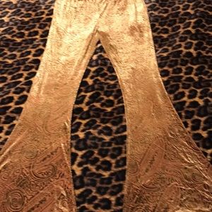 Gold stretchy flare pants with velvet design